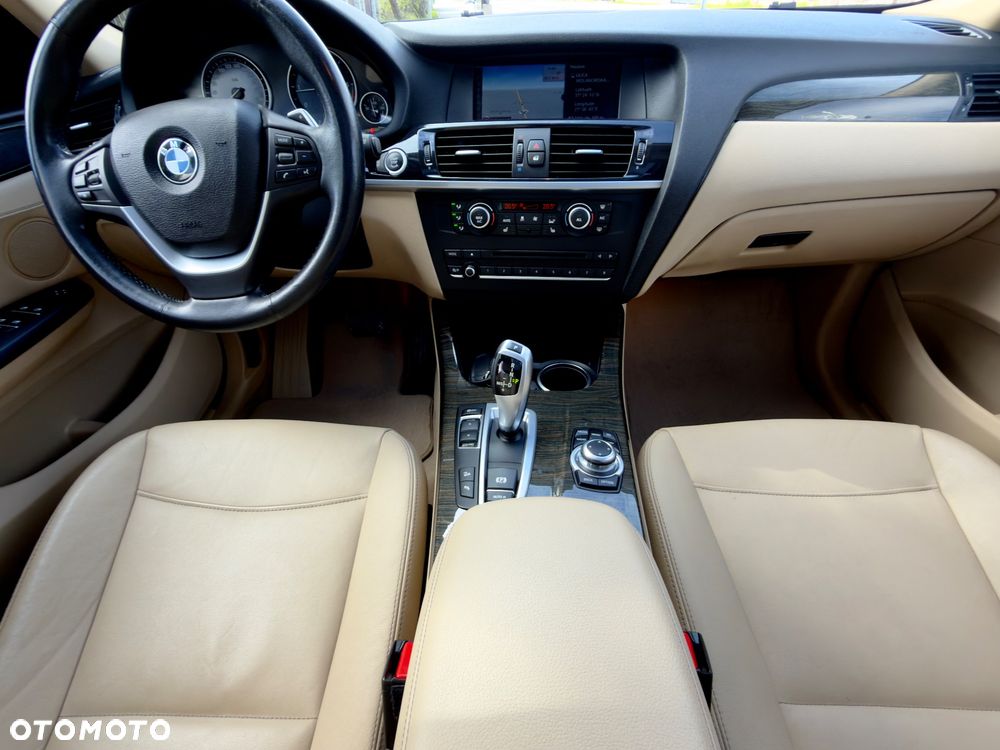 BMW X3 xDrive20d - 23