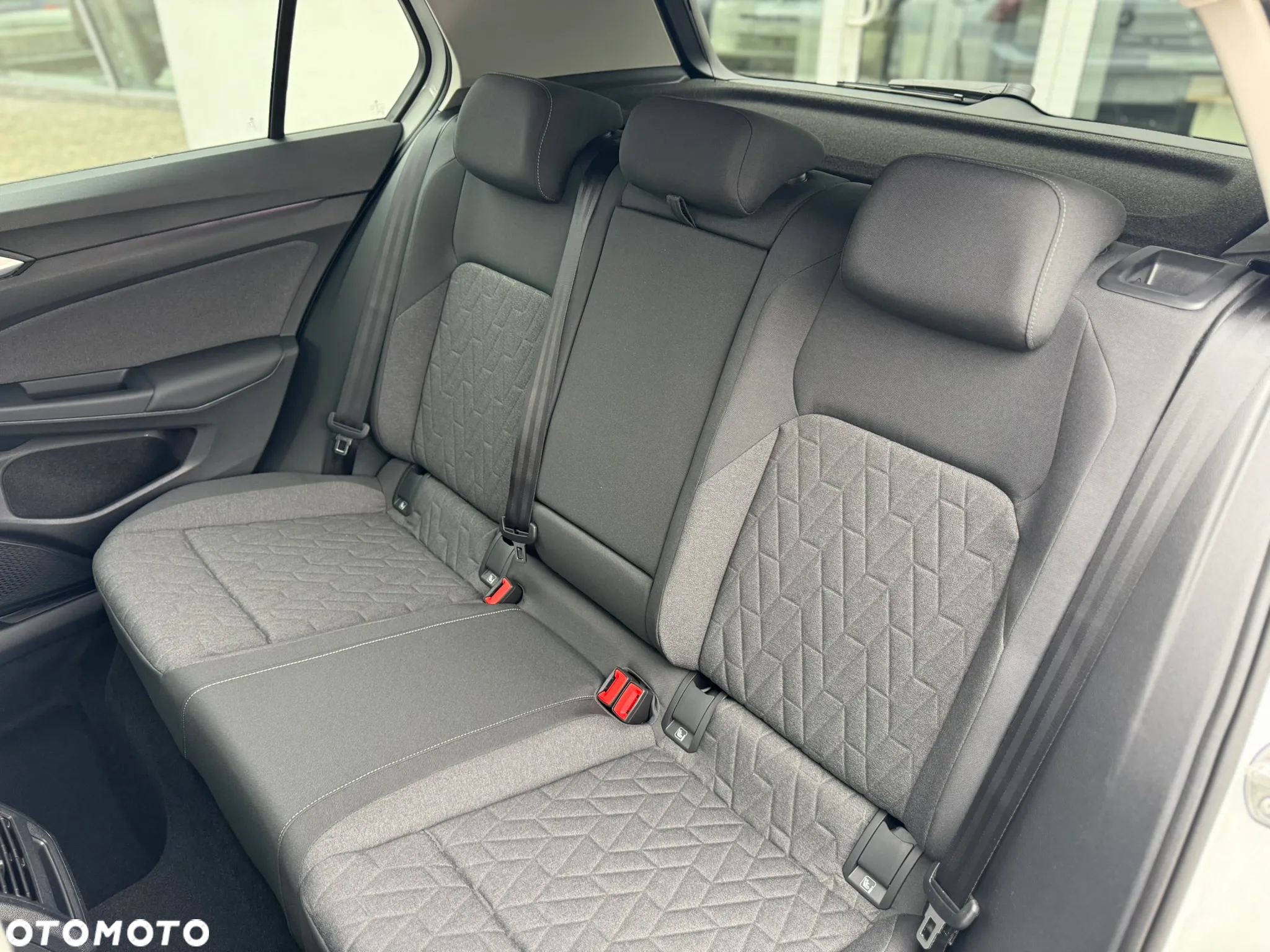 Volkswagen Golf 1.5 eTSI OPF DSG Life - 29