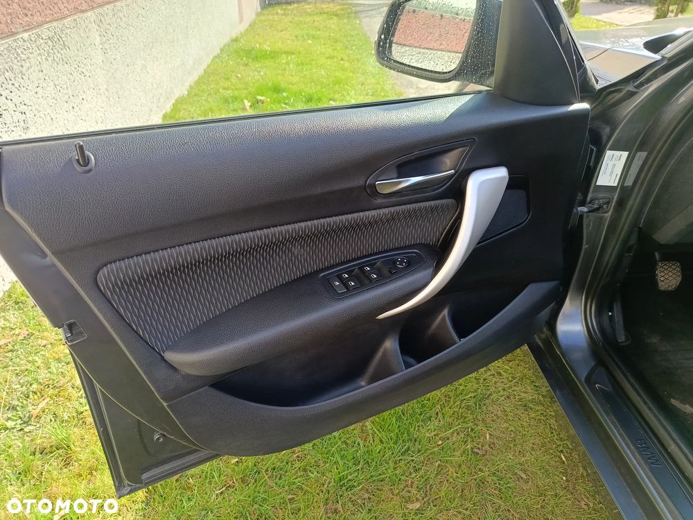BMW Seria 1 116d DPF - 8