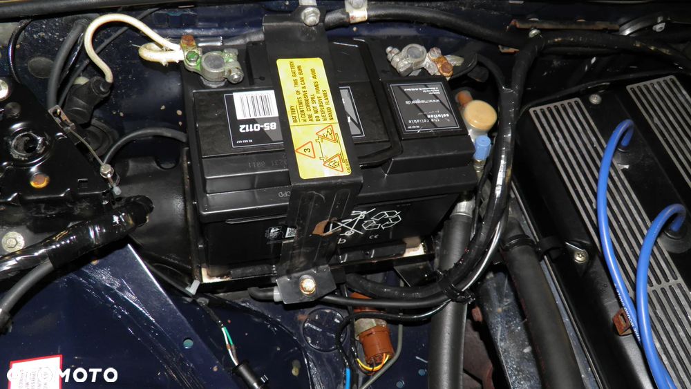 Jaguar Daimler 4.0i - 32