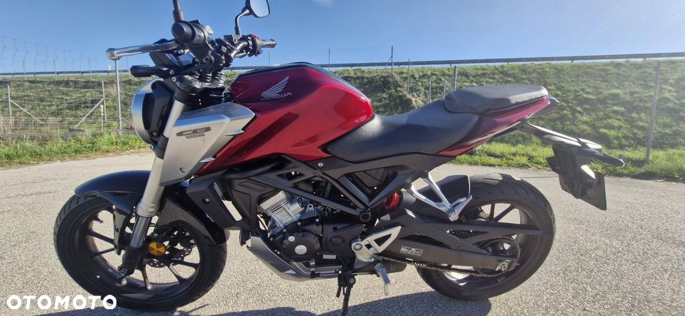 Honda CB - 15