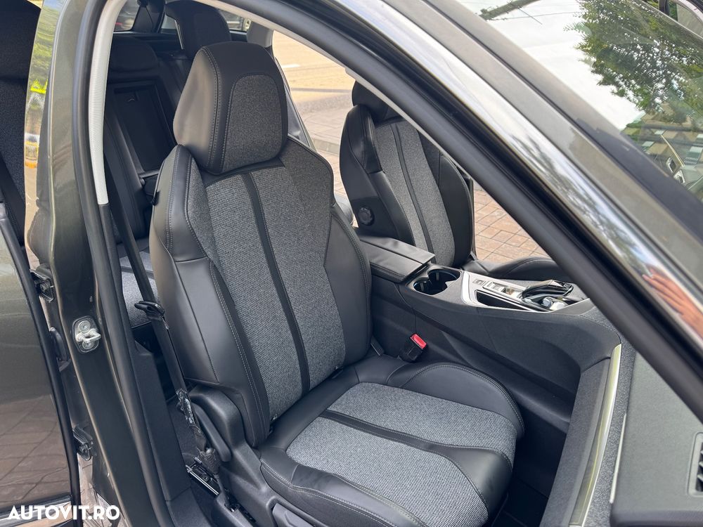 Peugeot 3008 1.6 BlueHDI S&S EAT6 Allure - 21