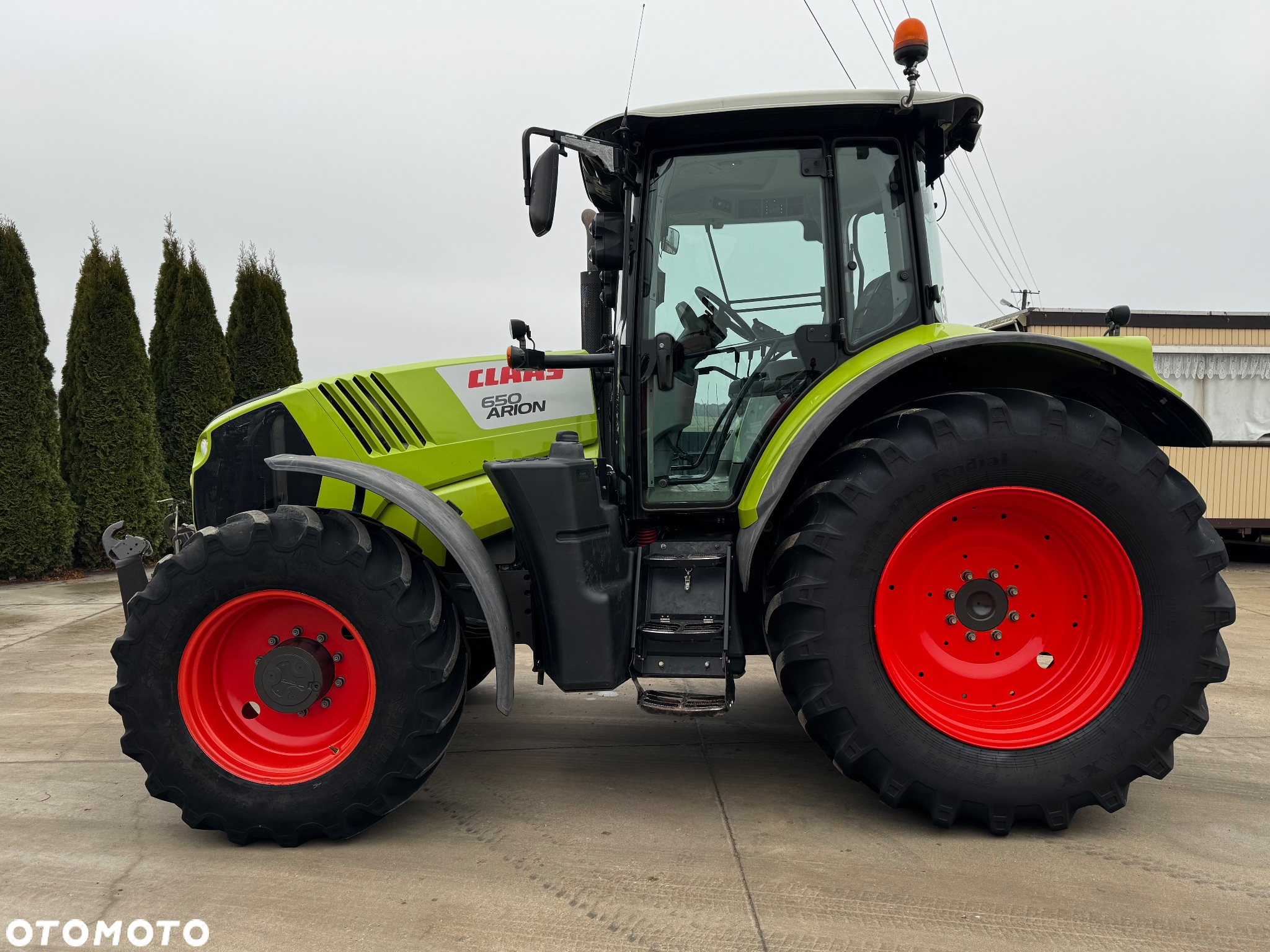 Claas Arion 650 - 6