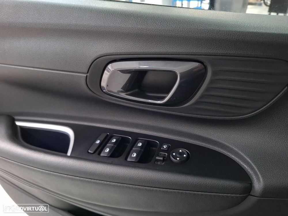 Hyundai Bayon 1.0 T-GDi Premium DCT - 22