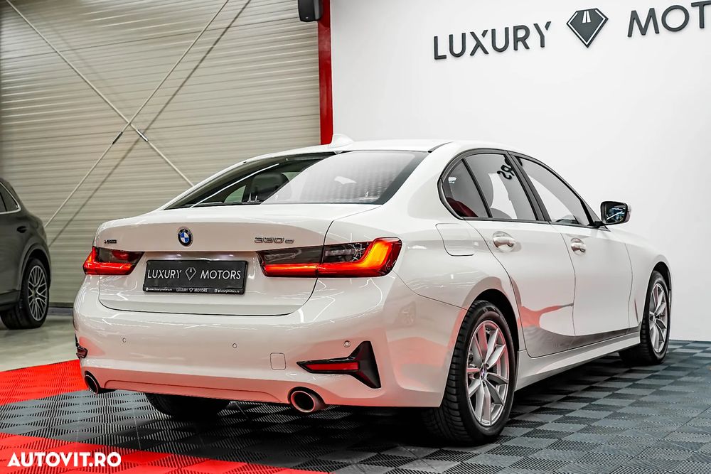 BMW Seria 3 330e xDrive Aut. Sport Line - 15