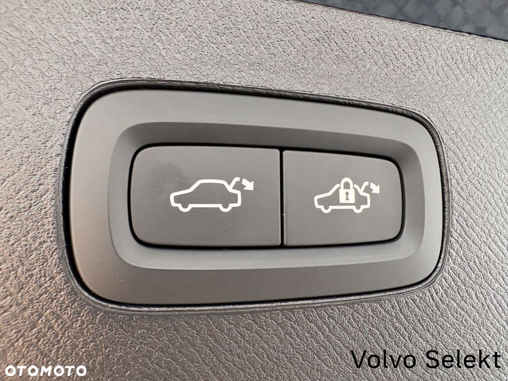 Volvo XC 90 - 28