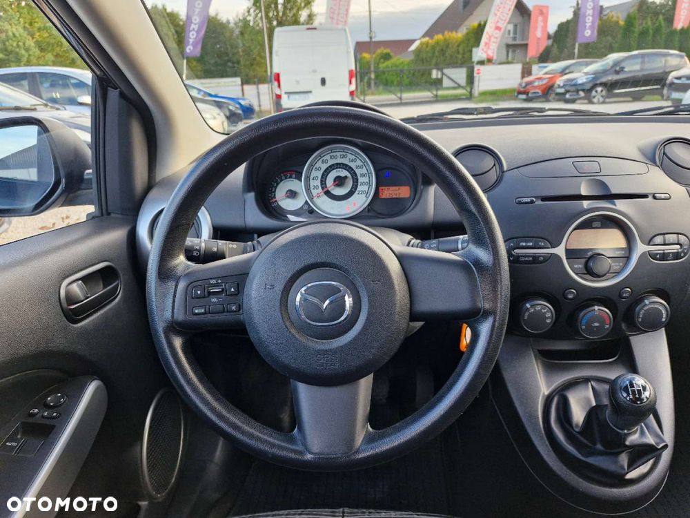 Mazda 2 - 22