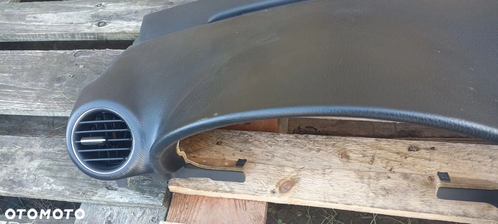 MERCEDES W209 CLK DESKA KONSOLA KOKPIT CZARNA EUROPA - 9