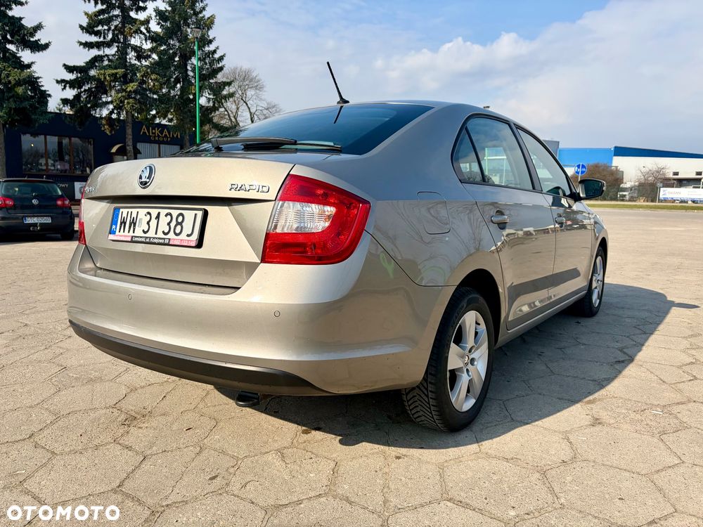Skoda RAPID 1.2 TSI Ambition - 3