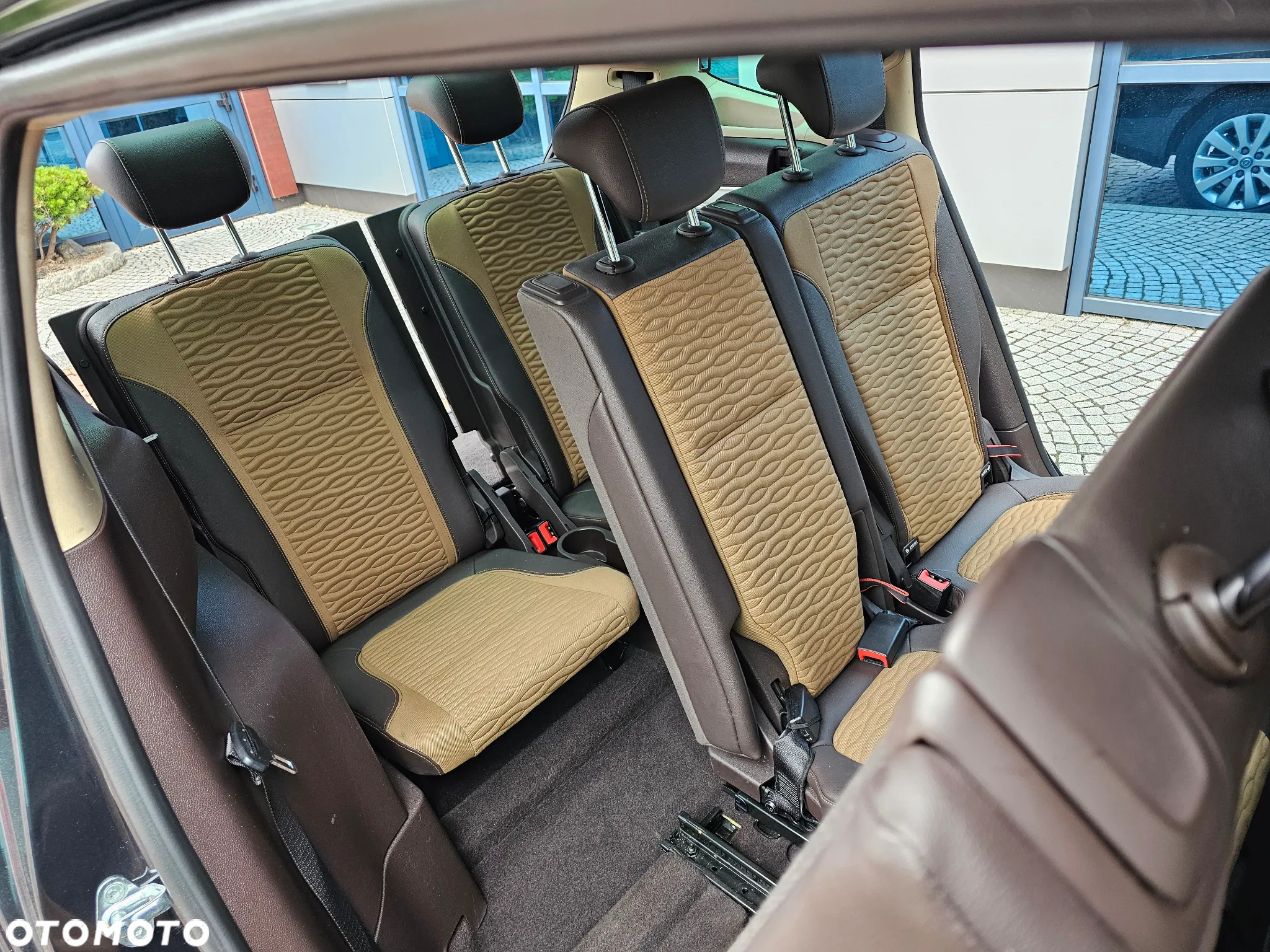 Opel Zafira Tourer 2.0 CDTI Automatik Business Innovation - 28