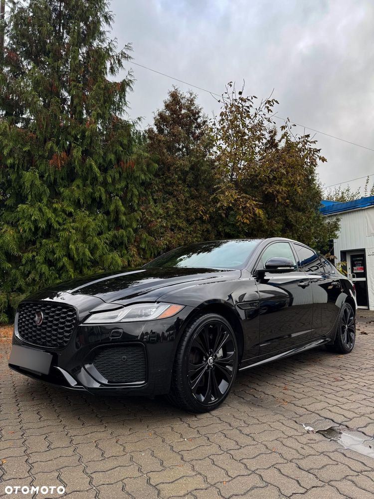 Jaguar XF 2.0 P300 AWD SE - 2