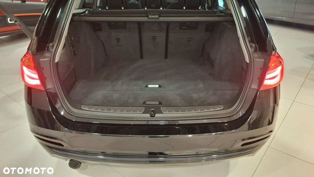 BMW Seria 3 318d Advantage - 30