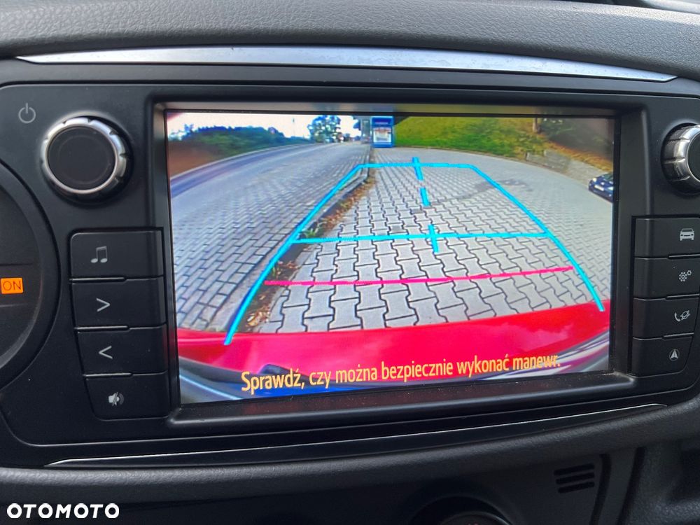 Toyota Yaris - 8