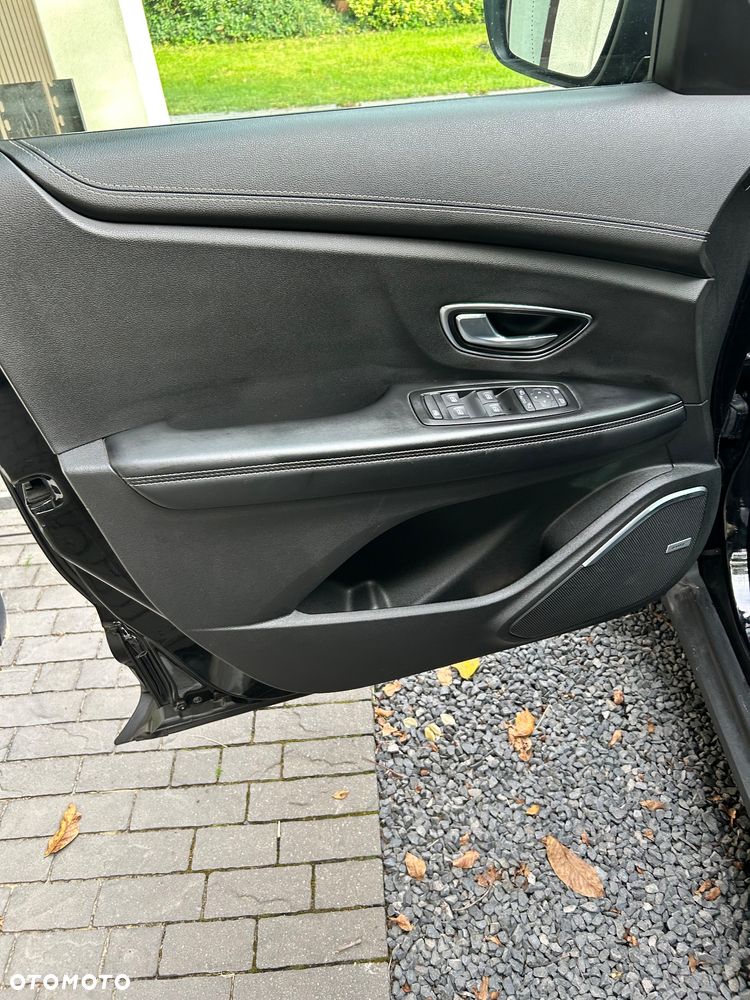 Renault Scenic - 22