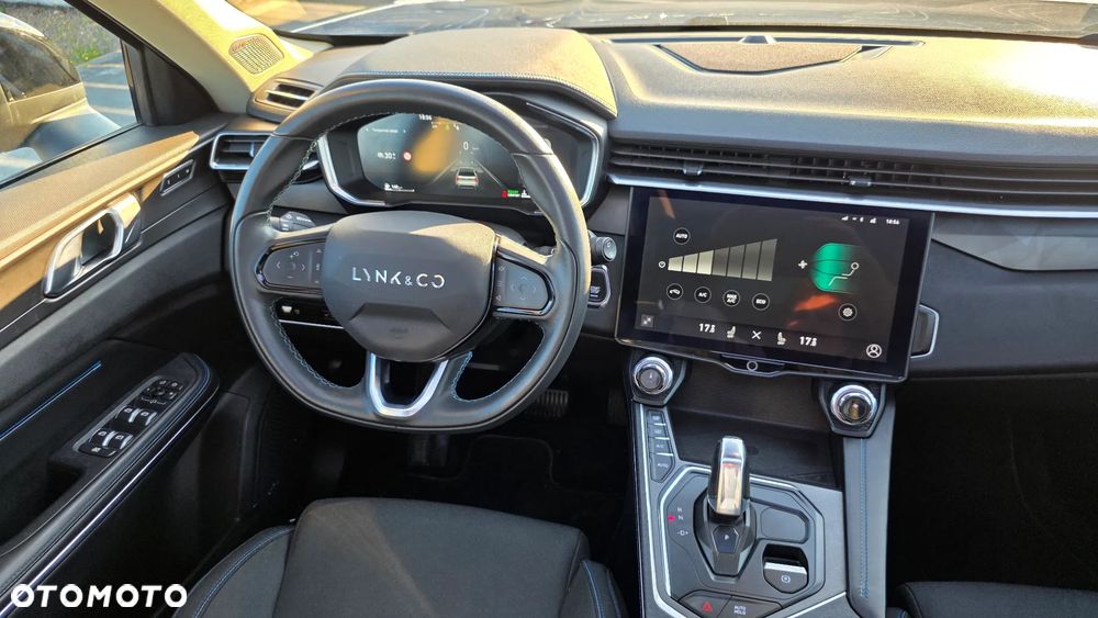 Lynk & Co 01 - 15