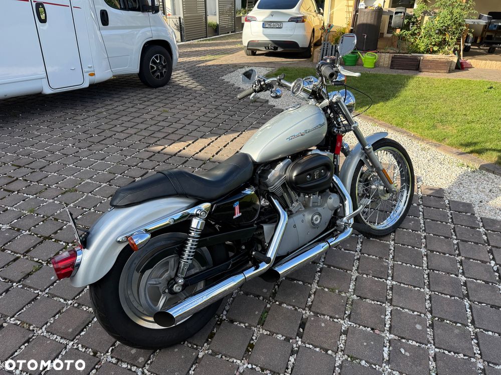 Harley-Davidson Sportster Custom 883C - 5