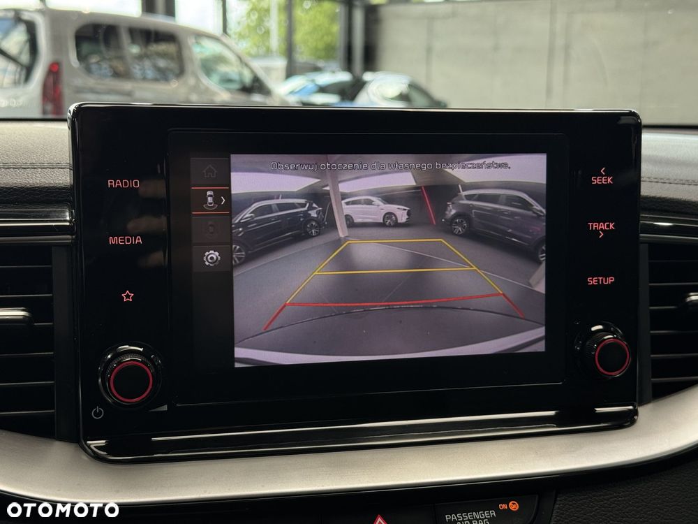 Kia Ceed 1.6 GDI PHEV L DCT - 32