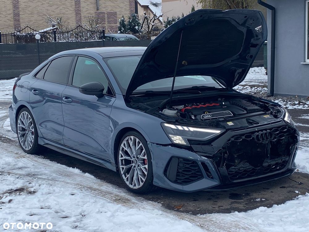 Audi RS3 Limousine - 9