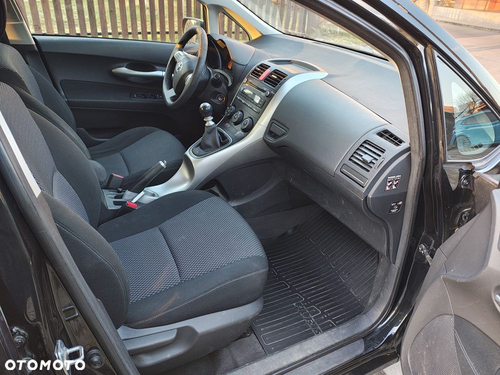 Toyota Auris 1.6 Life - 8