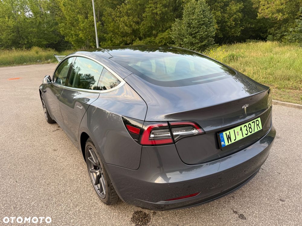 Tesla Model 3 Standard Range Plus - 9