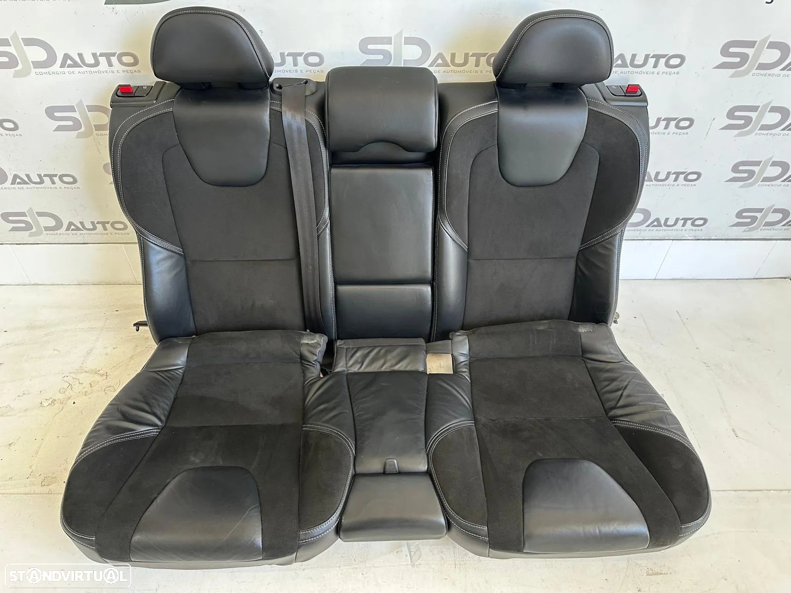 Conjunto Bancos R-Design - Volvo V40 (2015) - 9
