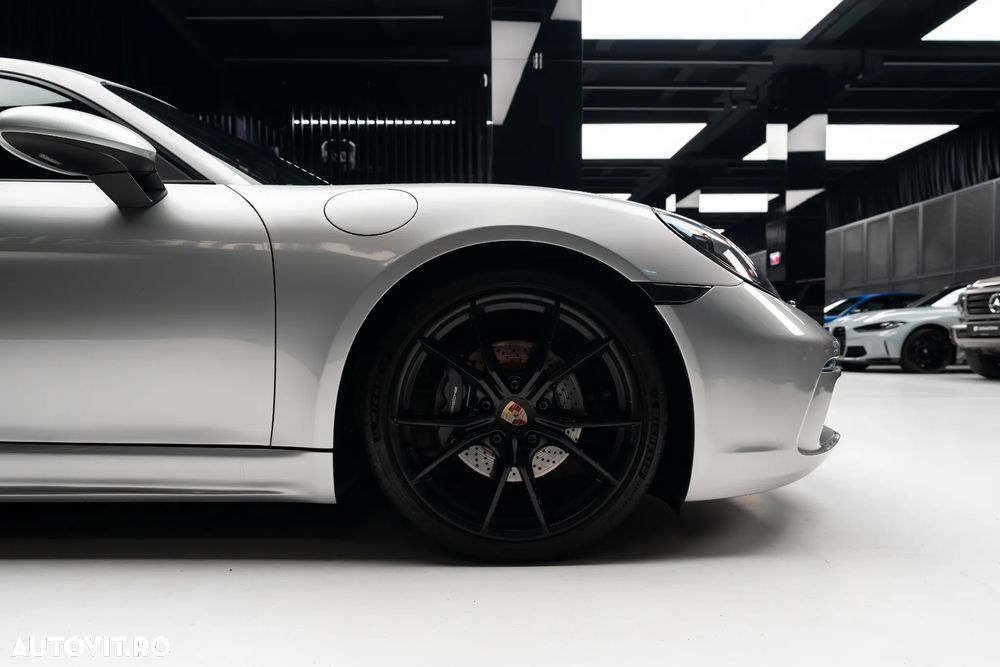 Porsche Cayman PDK - 33