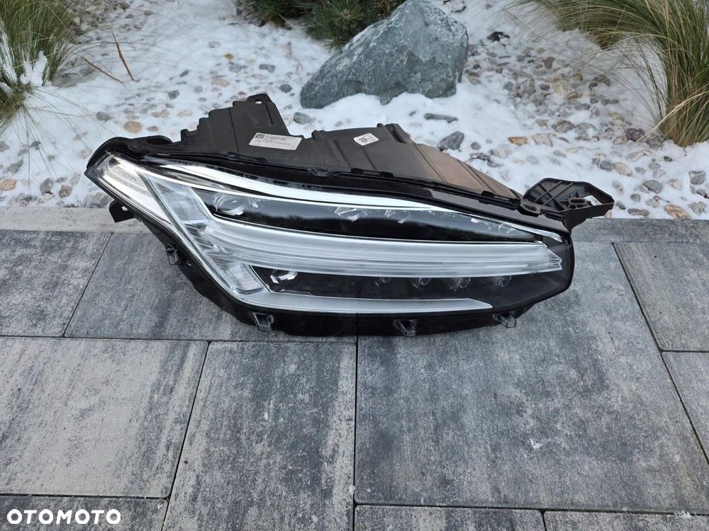 VOLVO XC90 II 2 LIFT Lampa prawa Full Led Active Beam 31655159 2019-2024 - 2
