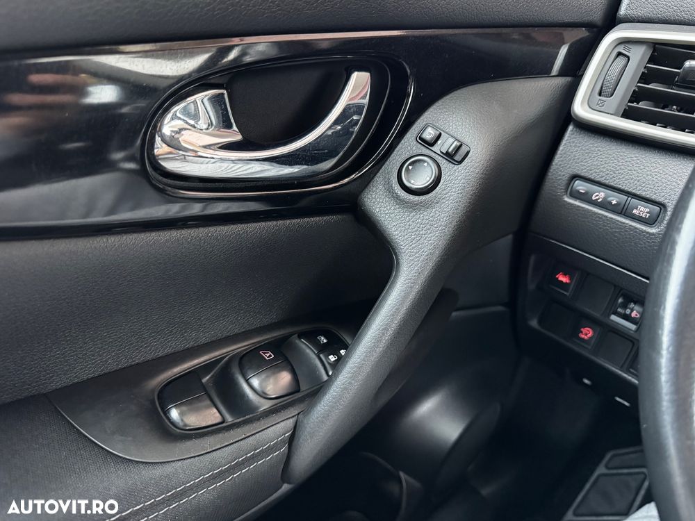 Nissan Qashqai 1.6 DCI Start/Stop Tekna - 11