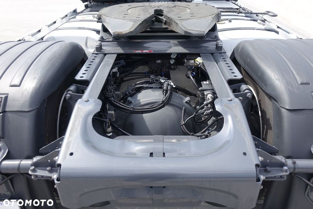 Scania R500 / EURO 6 / STANDARD / AUTOMAT / RETARDER / KLIMATYZACJA POSTOJOWA / LODÓWKA  /  2 ZBIORNIKI - 15