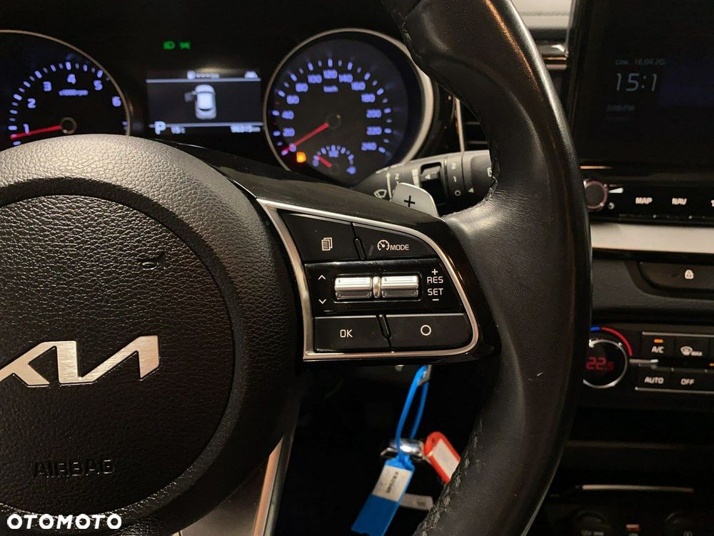 Kia XCeed - 25