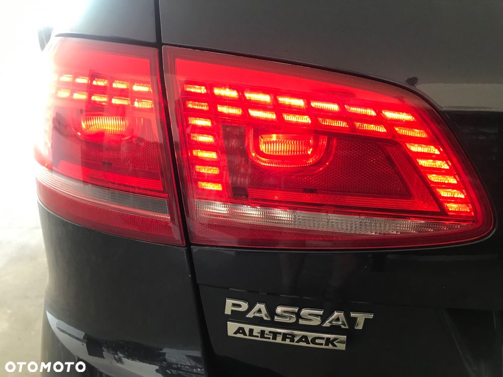 Volkswagen Passat 2.0 TDI Comfortline DSG - 14