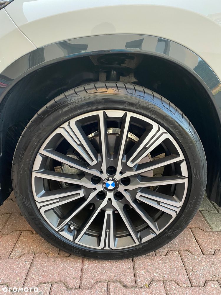 BMW X1 xDrive25i xLine - 18