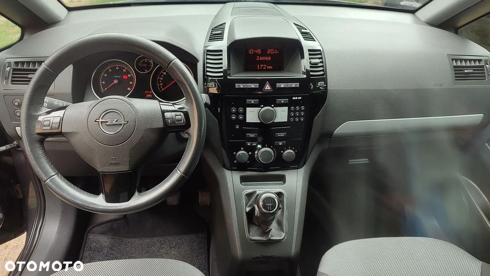Opel Zafira 1.8 Family - 2