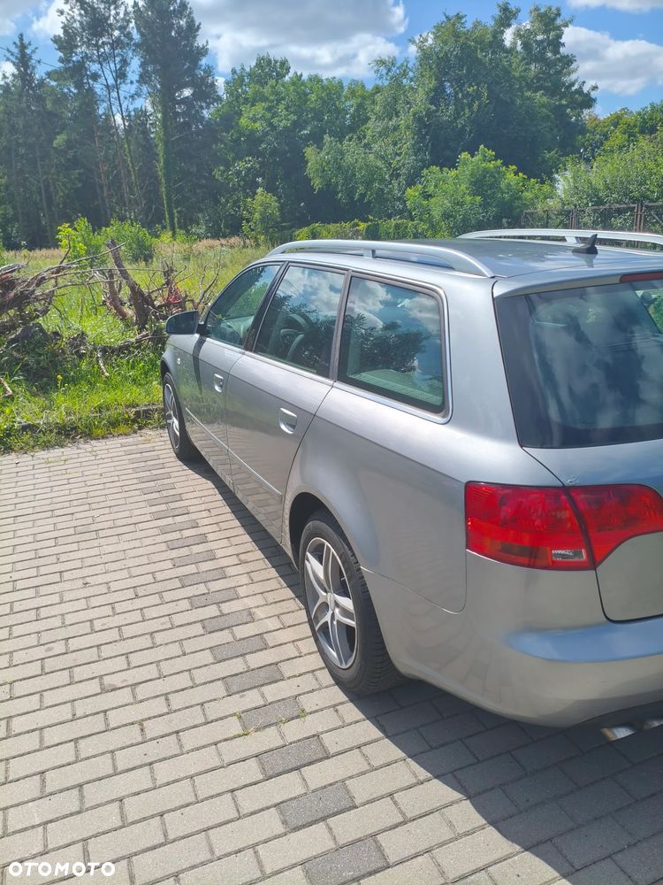 Audi A4 Avant 2.0 TDI - 9
