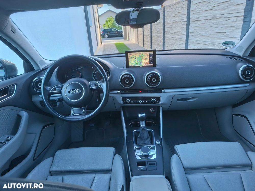 Audi A3 2.0 TDI (clean diesel) S line Sportpaket - 5