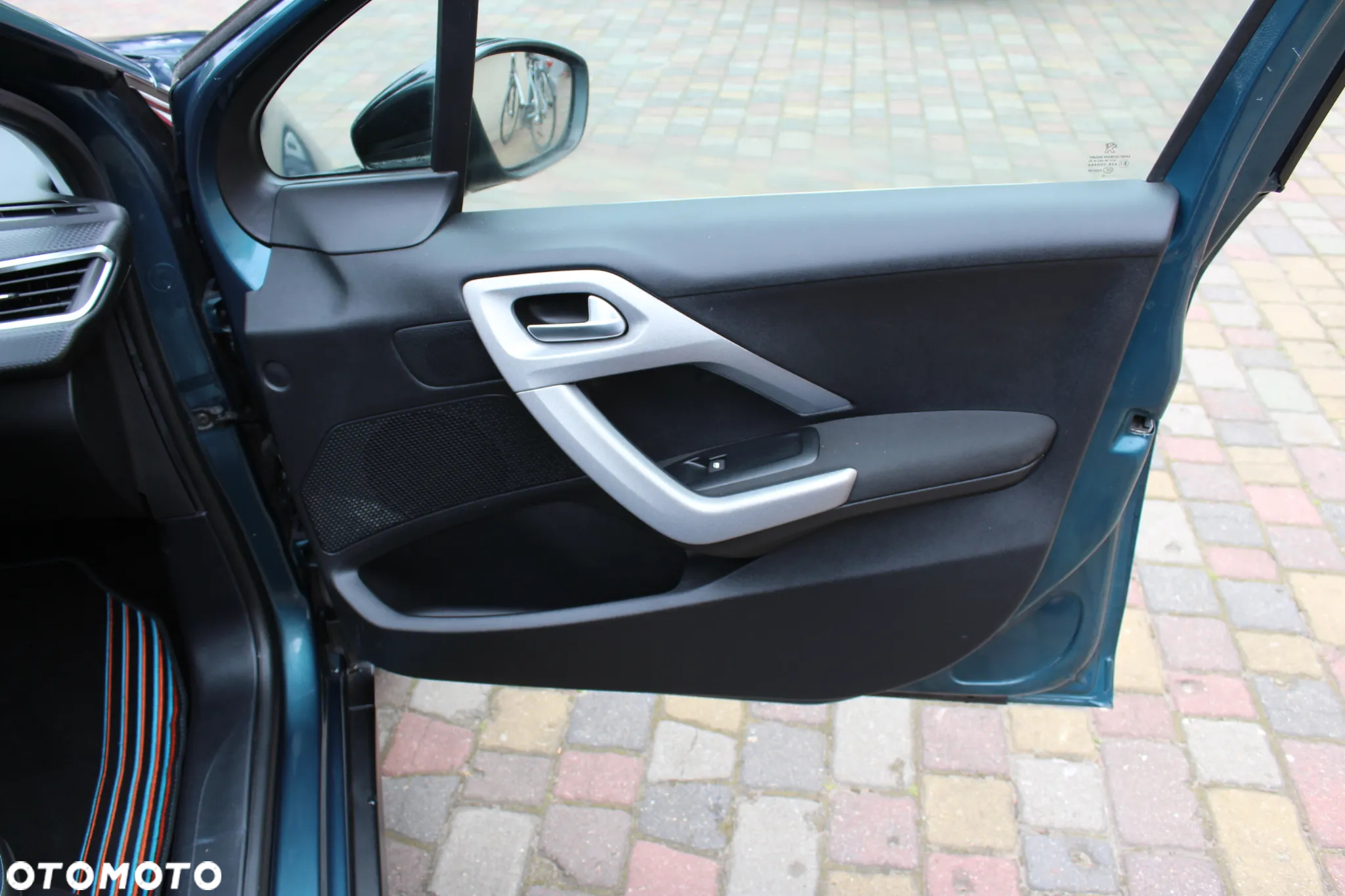 Peugeot 2008 - 22