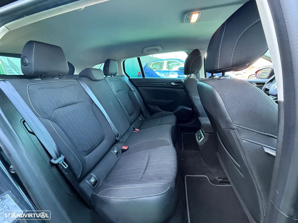 Renault Mégane Sport Tourer 1.5 Blue dCi Business - 24