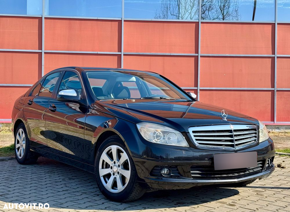 Mercedes-Benz C 220 CDI DPF Automatik BlueEFFICIENCY Elegance - 19