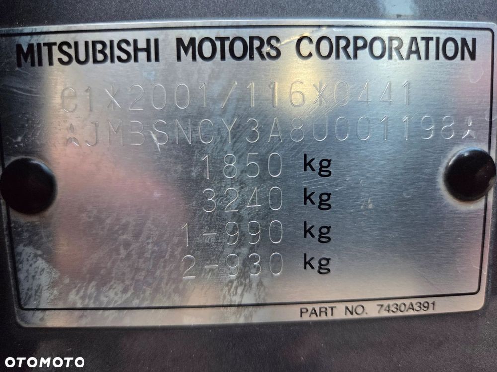 Mitsubishi Lancer - 8