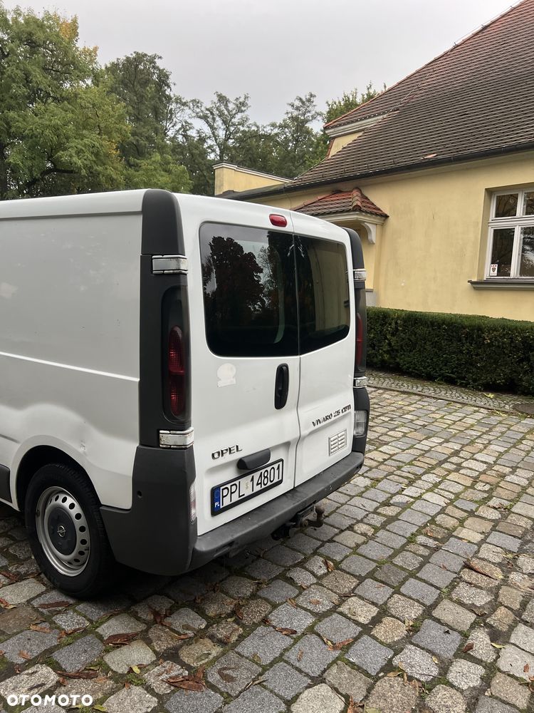 Opel Vivaro 2.5 CDTI L2H1 - 6