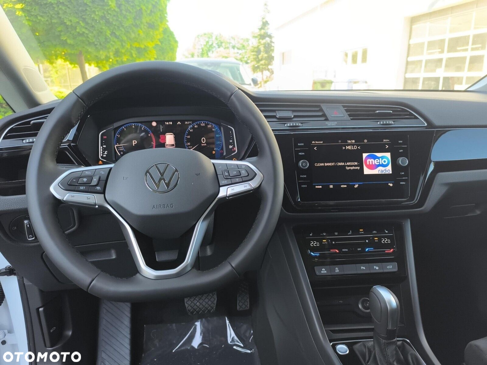 Volkswagen Touran - 13