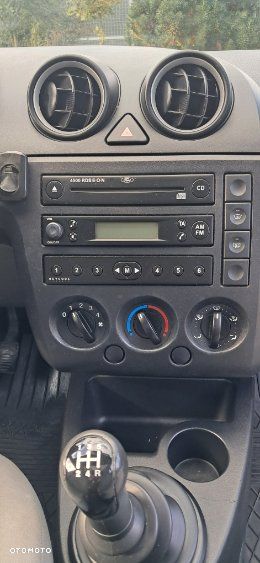 Ford Fiesta - 19