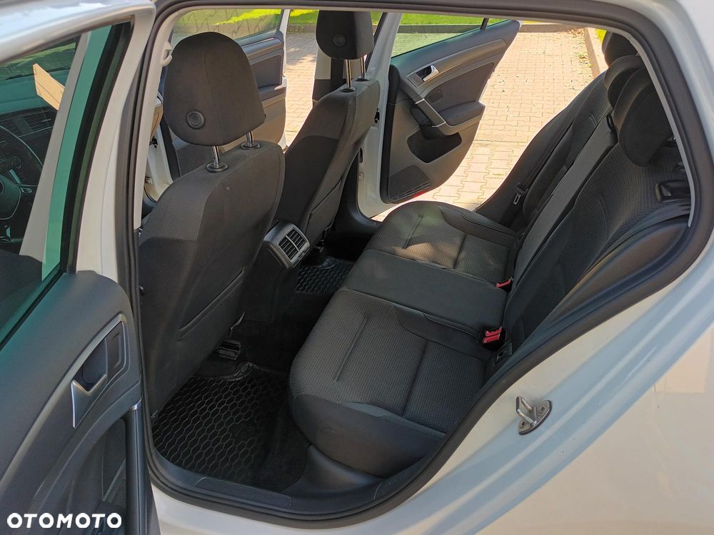 Volkswagen Golf 1.5 TSI BMT Comfortline - 4