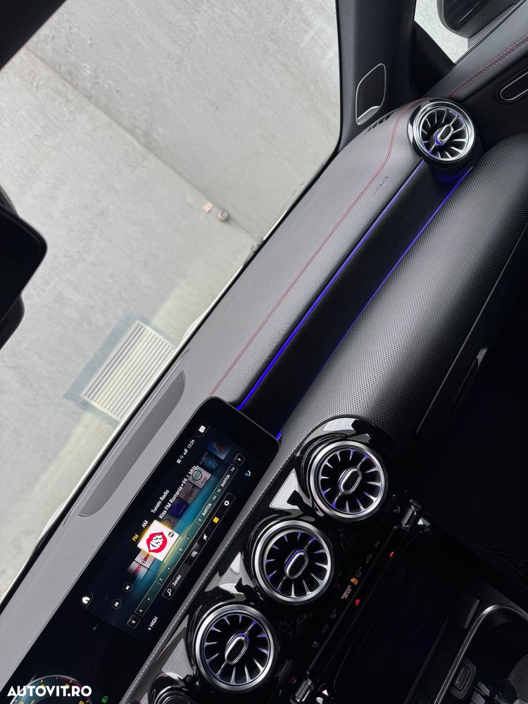 Mercedes-Benz CLA - 14