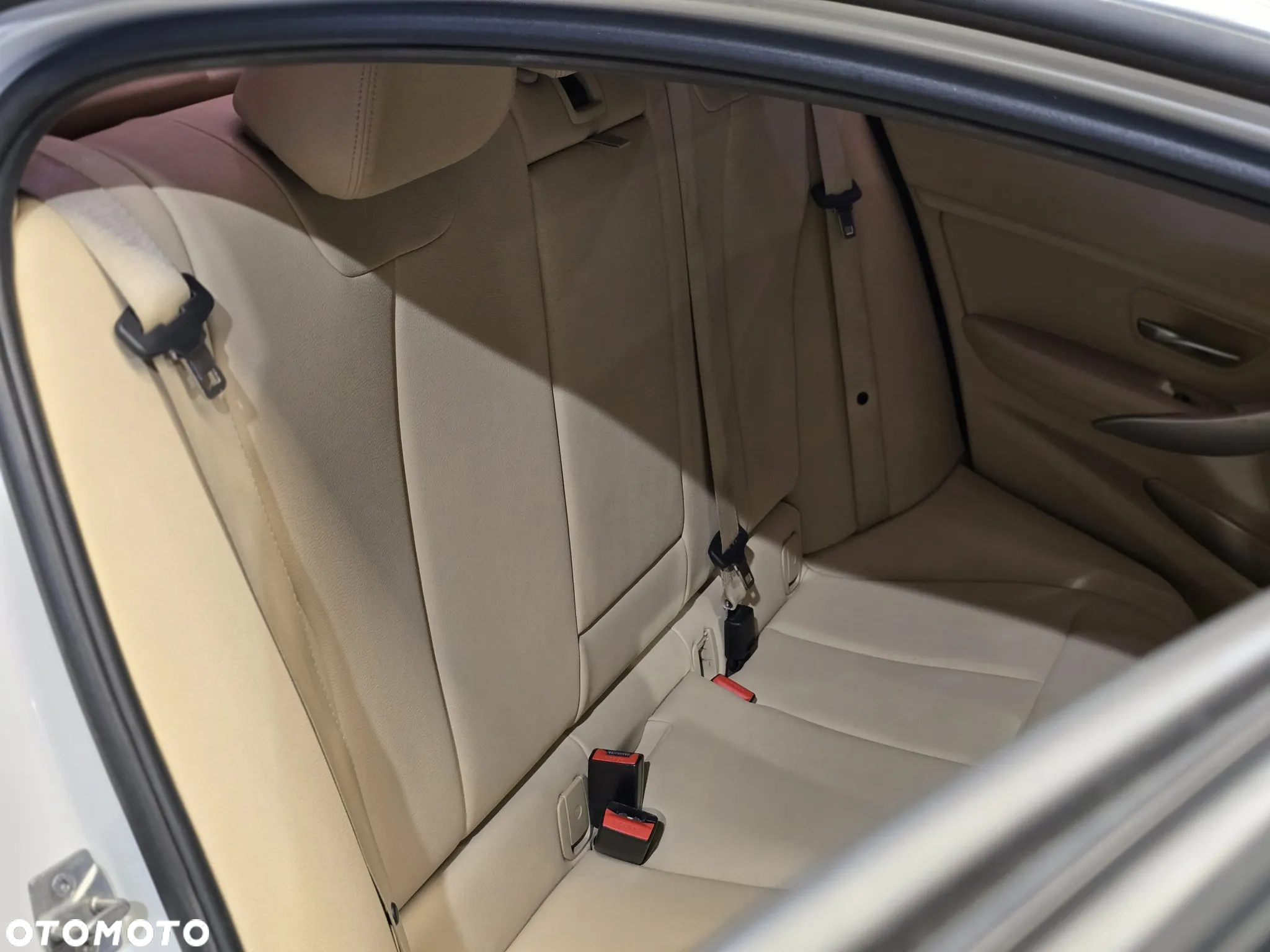 BMW Seria 3 328i xDrive - 6