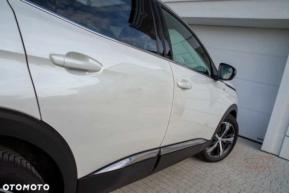 Peugeot 3008 1.6 PureTech GT Pack S&S EAT8 - 17