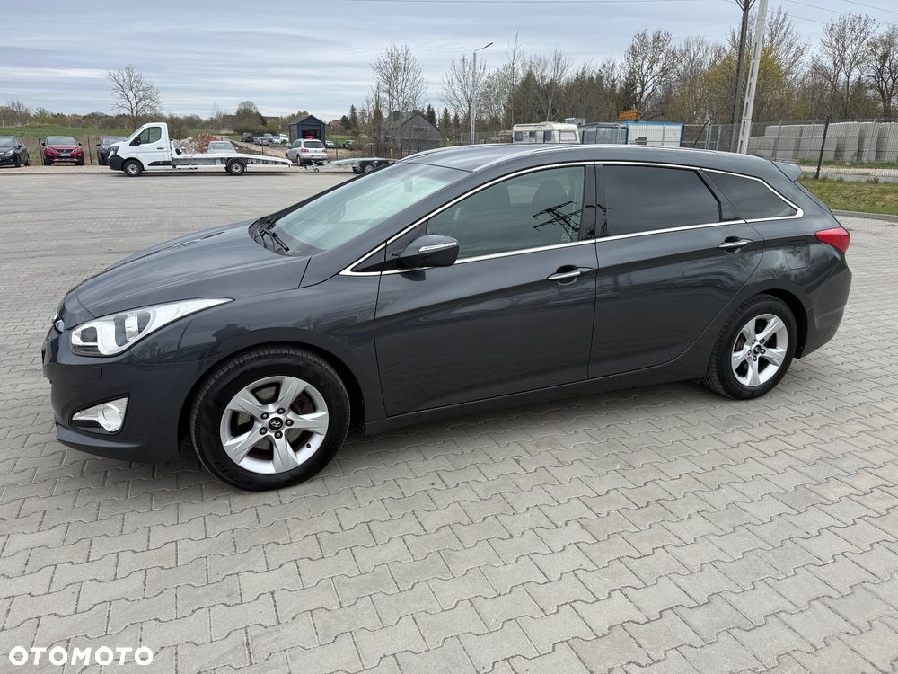 Hyundai i40 i40cw 1.7 CRDi Fifa World Cup Edition - 5