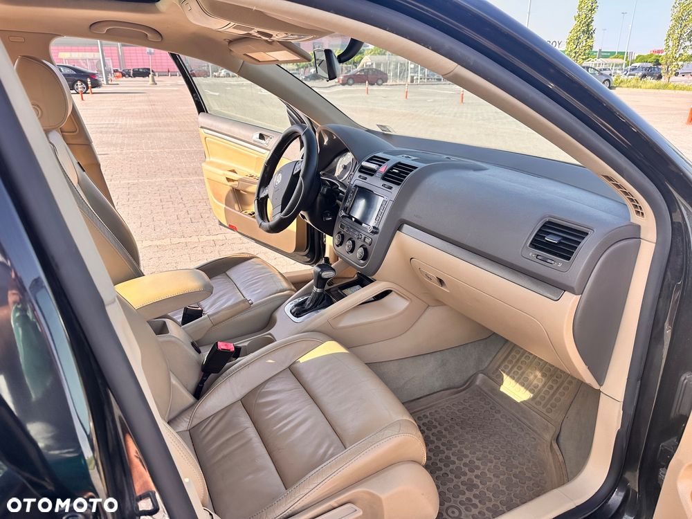 Volkswagen Jetta 1.9 TDI DPF Comfortline DSG - 9