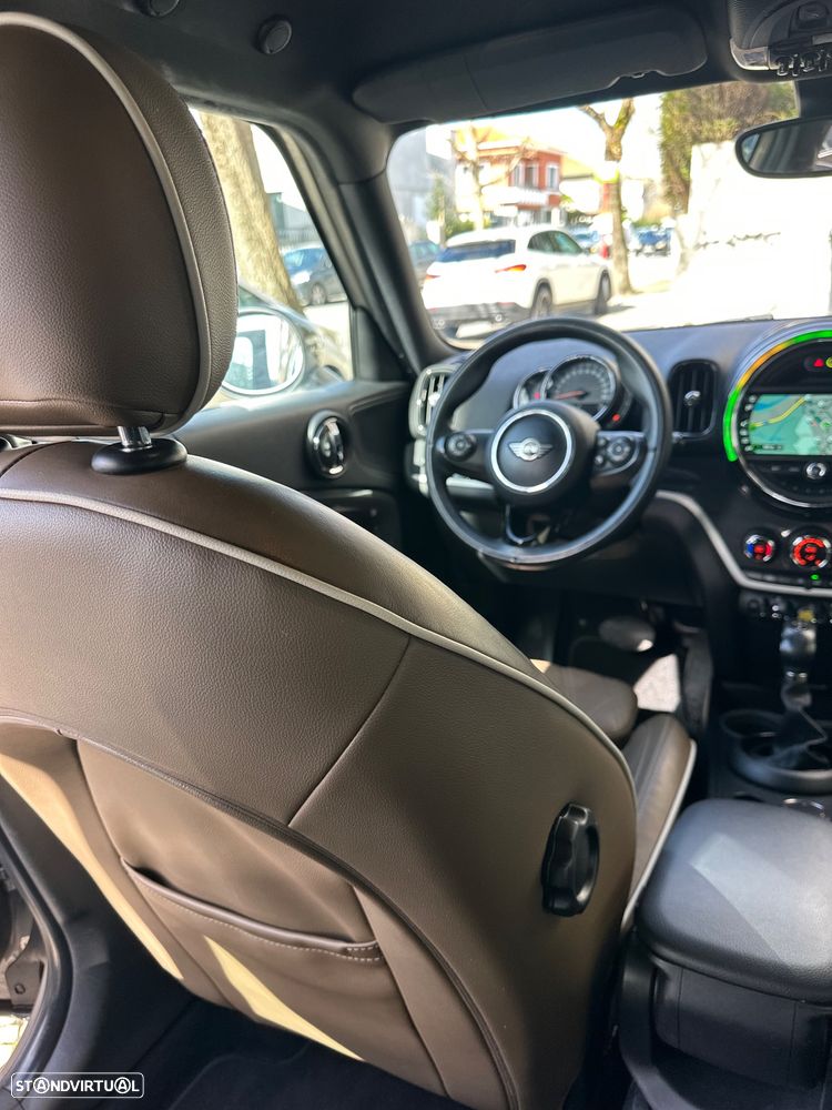 MINI Countryman Cooper SE ALL4 Auto - 12
