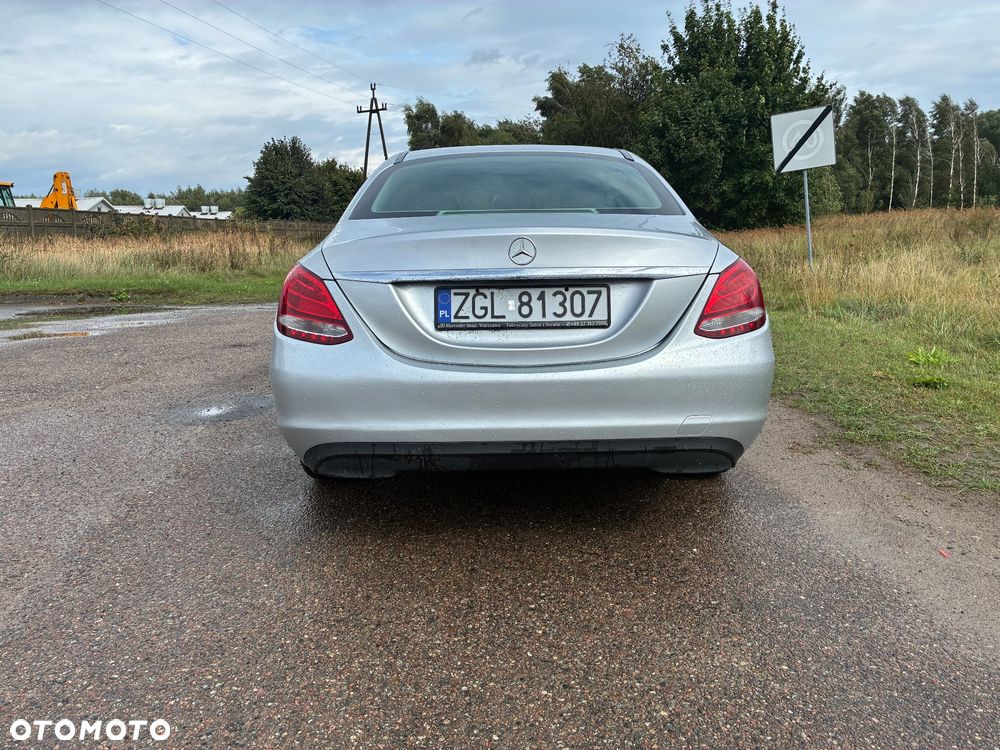 Mercedes-Benz Klasa C 180 7G-TRONIC - 3